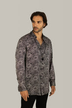 Load image into Gallery viewer, Mens Printed Shirt Mandarin Collar 100% Silk Touch
